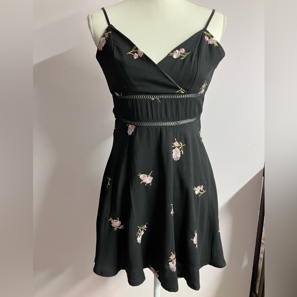 Women’s Mini Dress, Size XS, Black with Embroidered Flowers, Mi Ami